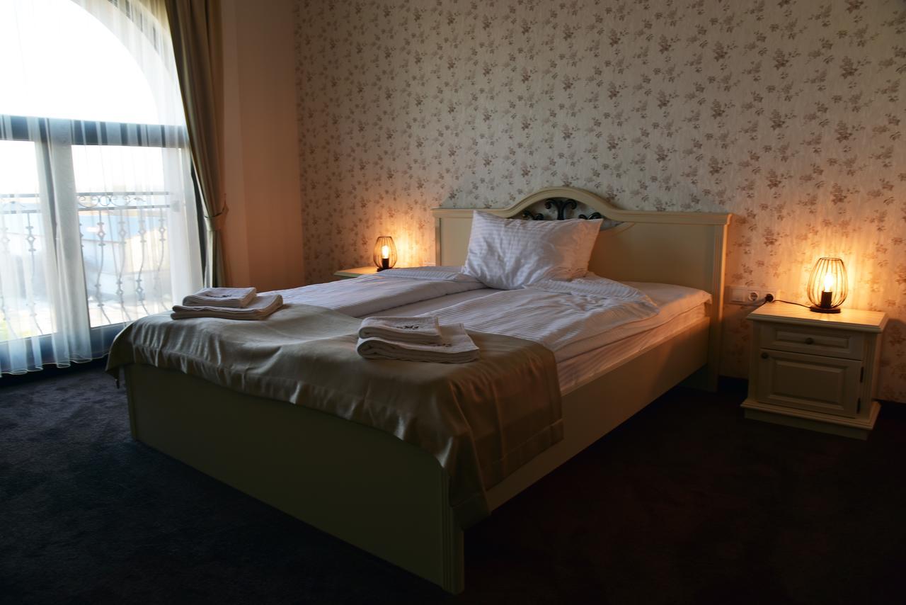 Hesteya Hotel スヴィレングラッド エクステリア 写真